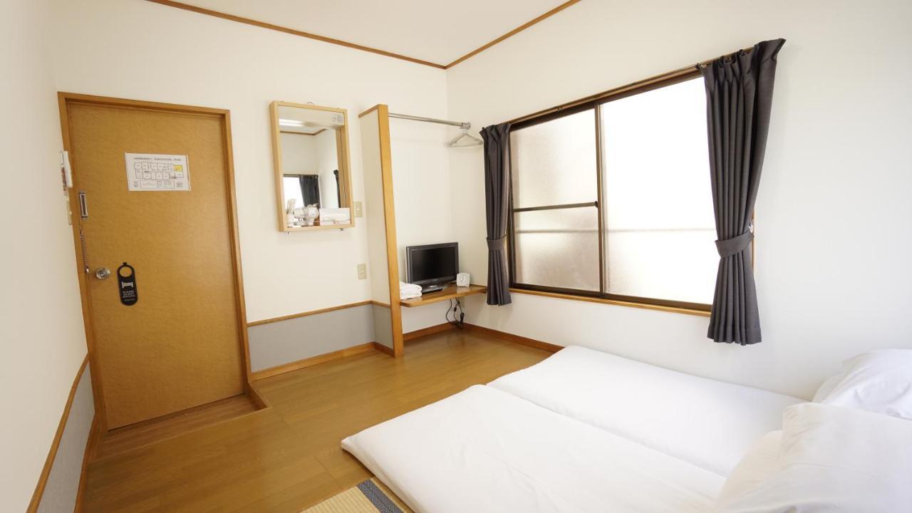 House Ikebukuro Hotel Tokyo Bagian luar foto